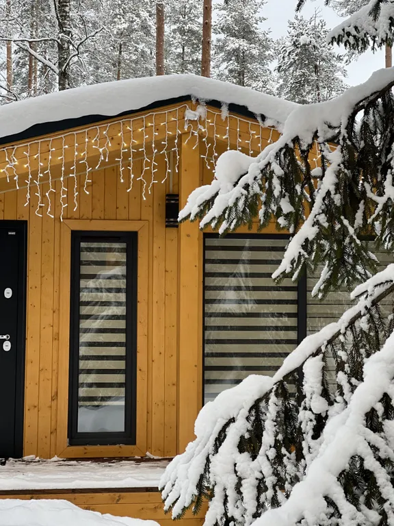 Коттедж Коттедж Логово Тигра — Стеклянный