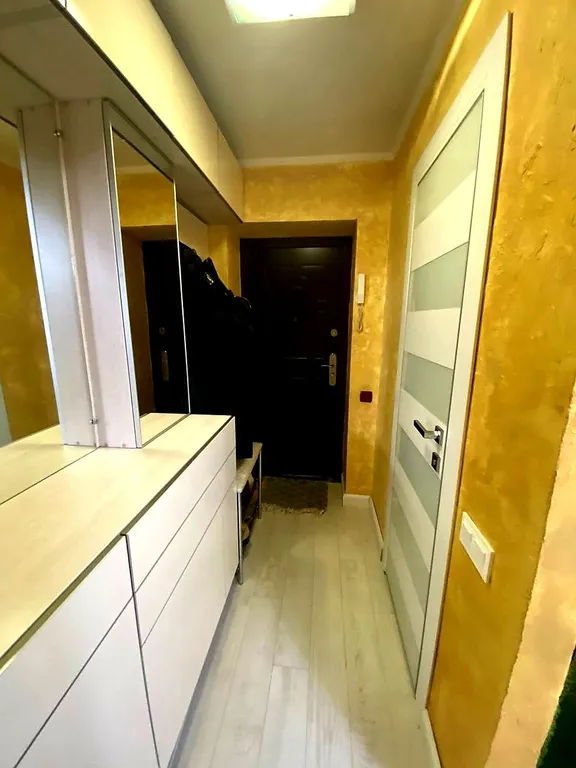 Двушка рядом с ЖД Вокзалом