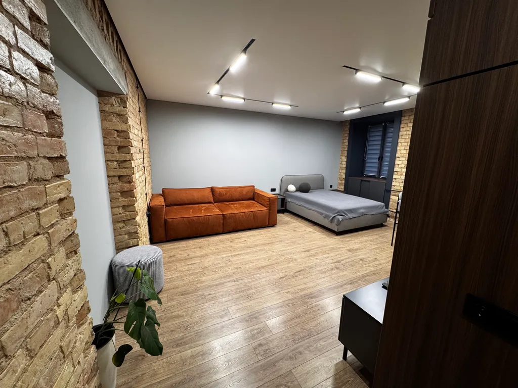 Стильная квартира-студия в историческом центре