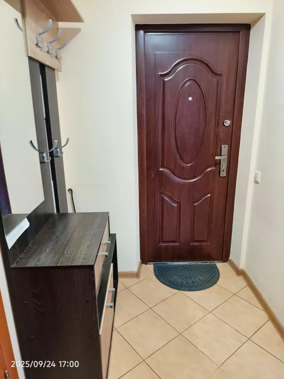 Светлая квартира с хорошим ремонтом в новом доме