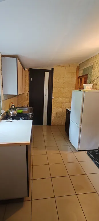 Дом на берегу реки