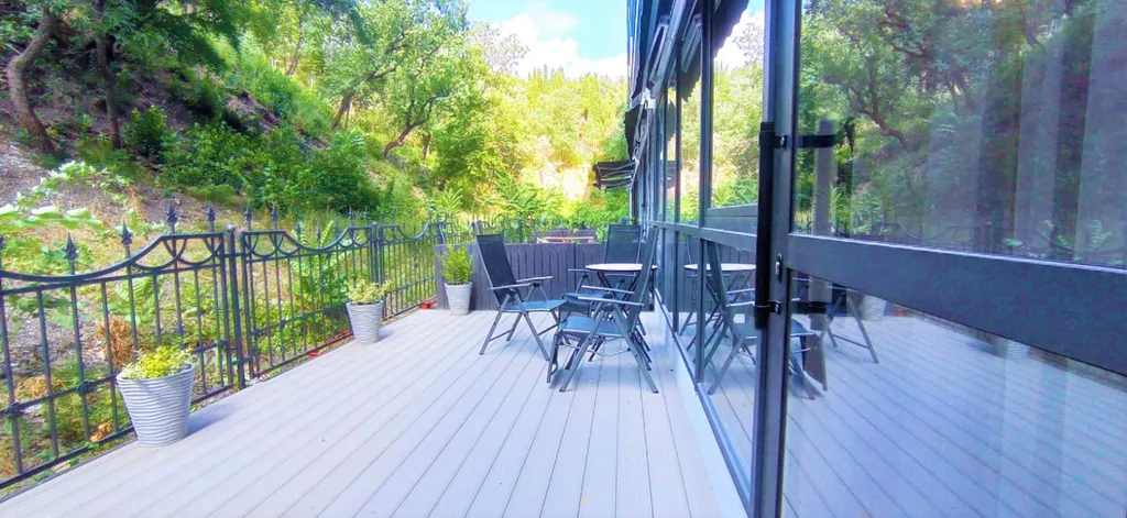 Евродвушка на 7 спальных мест со своей террасой