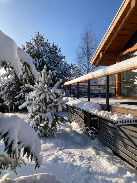 Премиум Шале с панорамным душем, стабильным интернетом, скидки до 60%