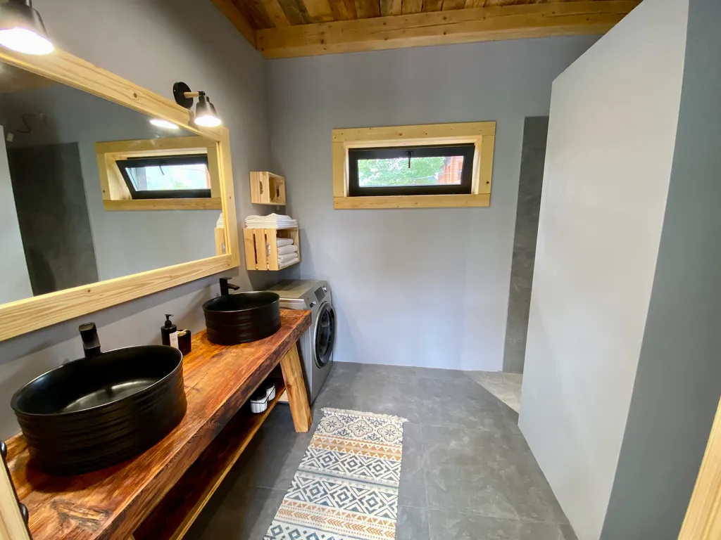 Дом-шале с печью-камином