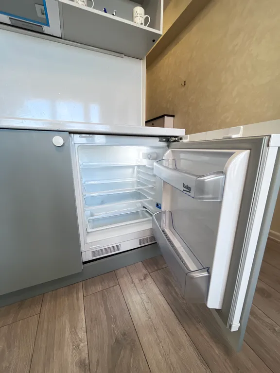 Студия с видом на море