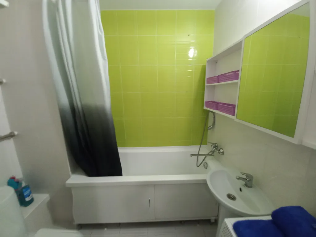 Просторная полуторка в тихом центре