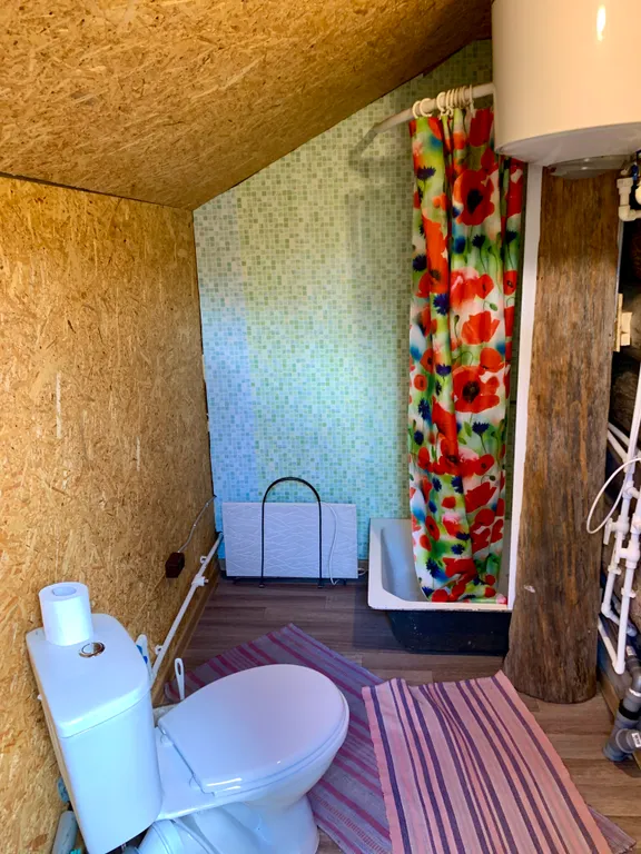 Прекрасный домик около прудиков