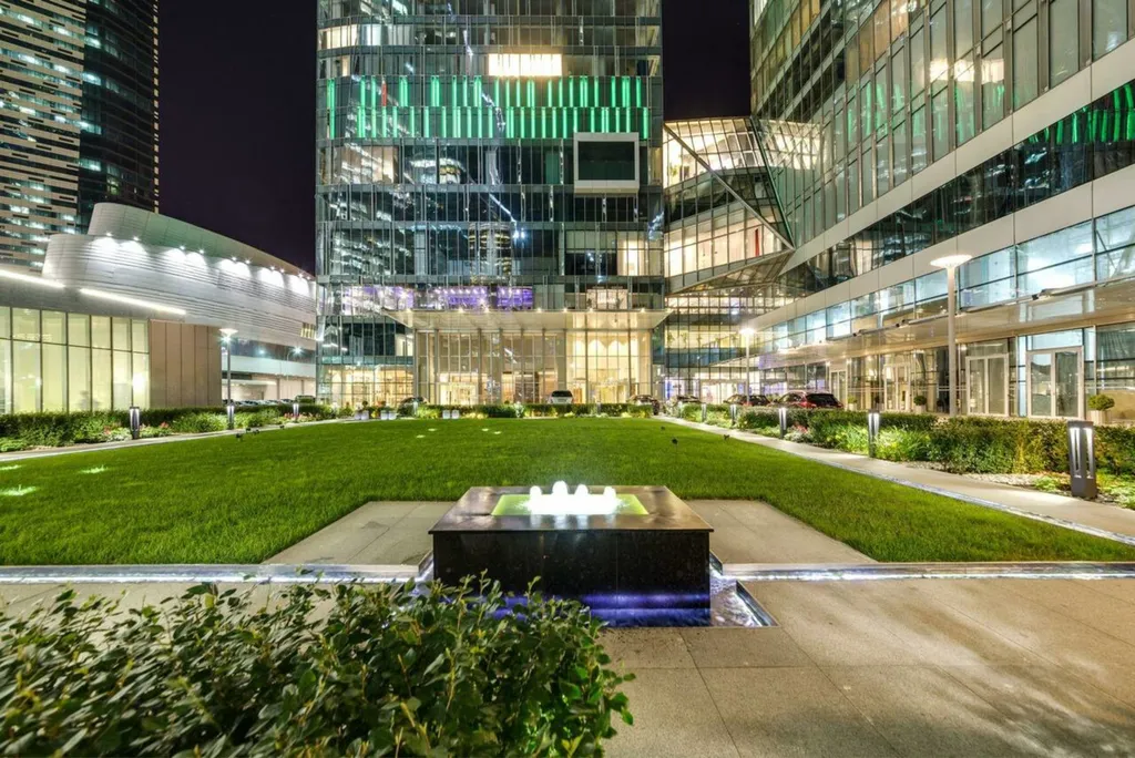 Красивый апартамент в башне ОКО Москва-сити с видом на город