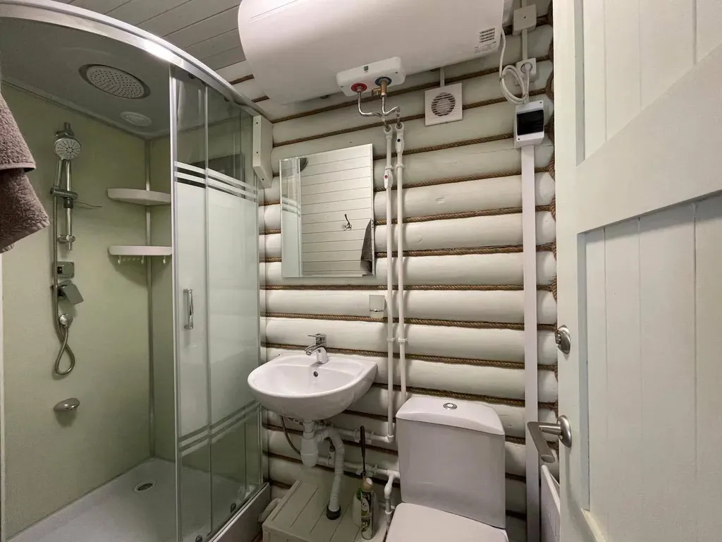 Коттедж у реки