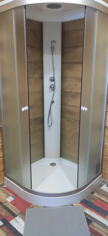 Twin house на берегу озера