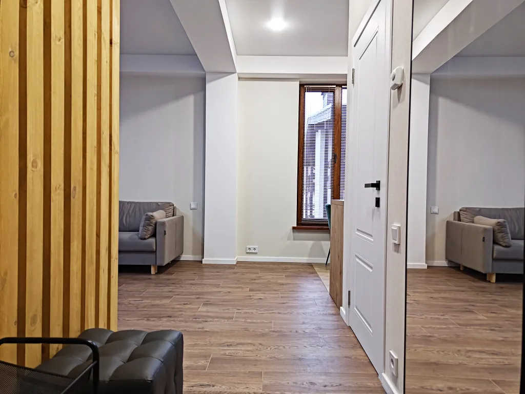 Большая дизайнерская студия с потрясающей панорамой на горы