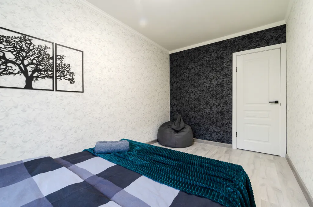 5 минут на машине / 25 пешком до кремля и центра города