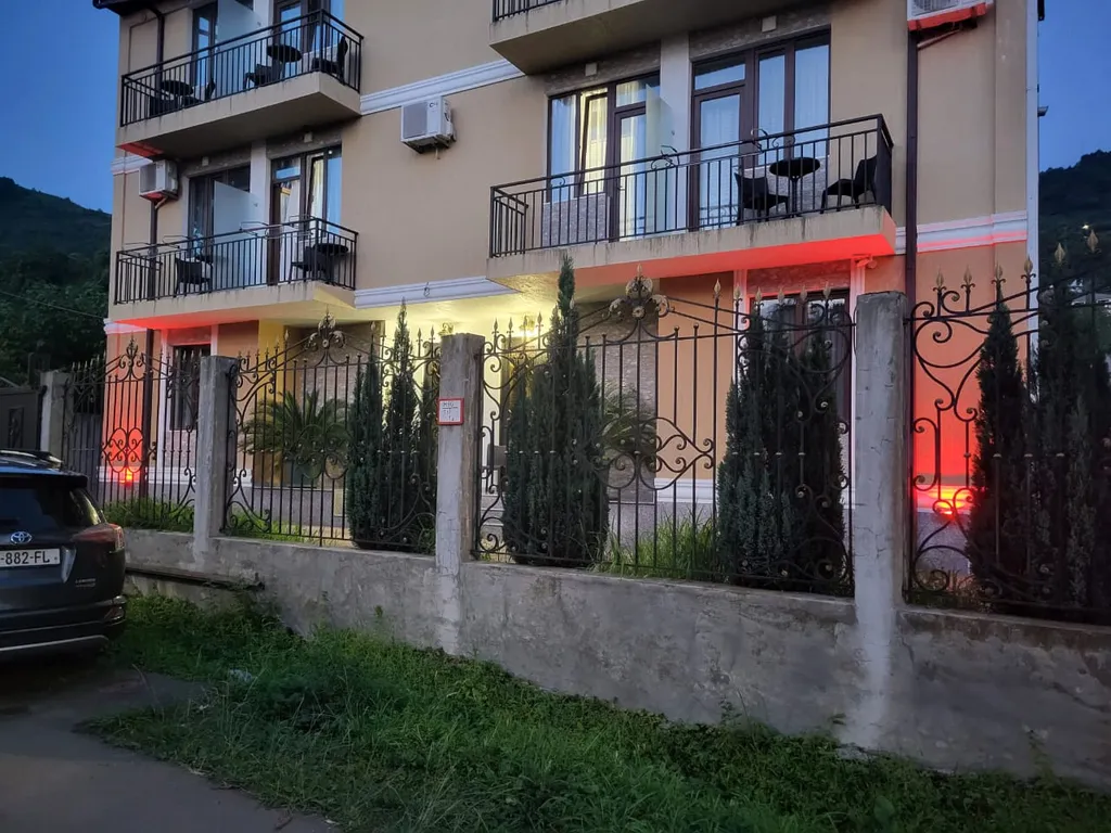 Студия в Гонио с видом на сад и горы, 10 минут до моря