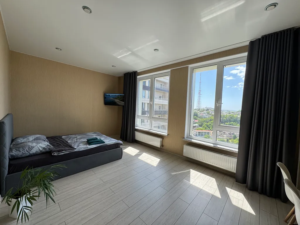 Квартира Комфортная светлая студия — аренда посуточно в Симферополь