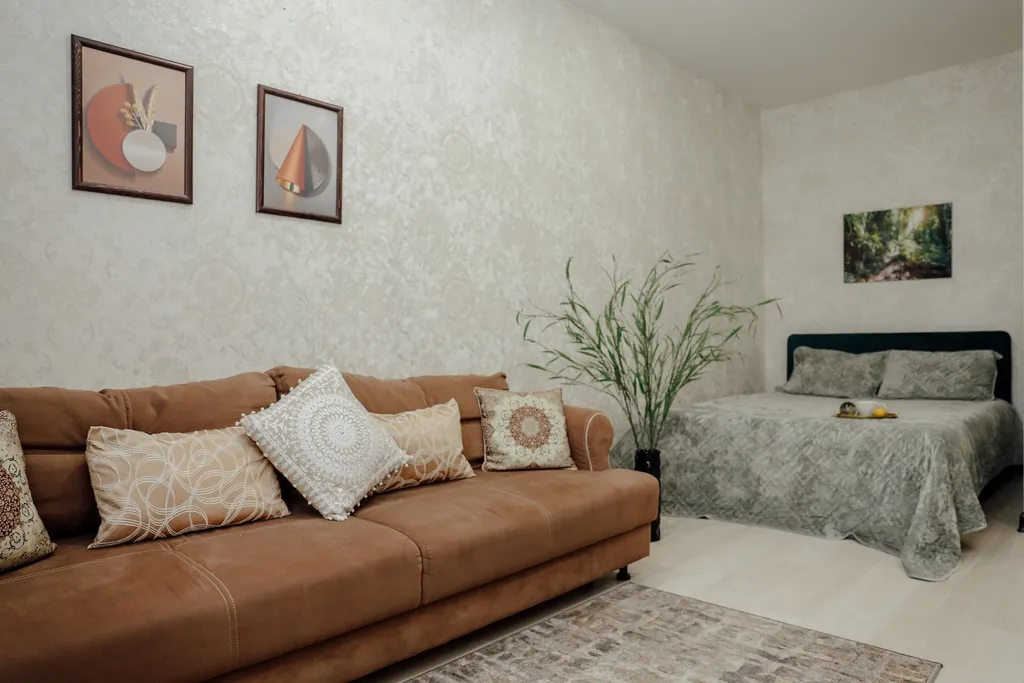 Квартира около набережной города