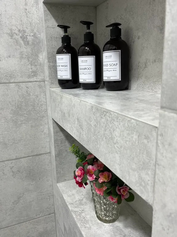 Двухэтажный уютный коттедж на берегу моря с садом