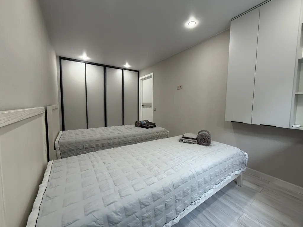 Новая евротрешка толтый мыс 5-7 мин до моря