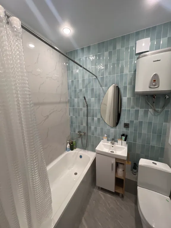 Уютная студия с кофемашиной в центре