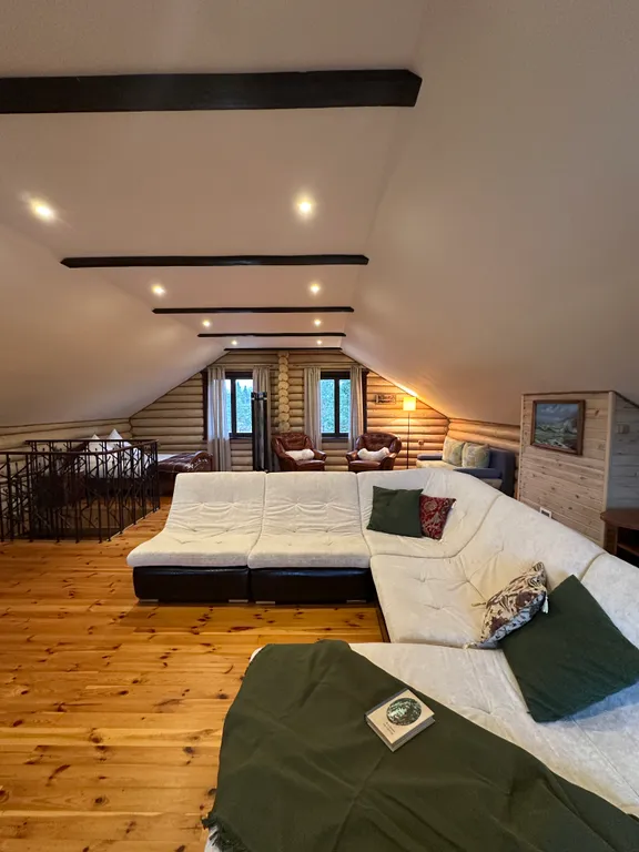 Гурница Хауз - уединенный дом на берегу озера