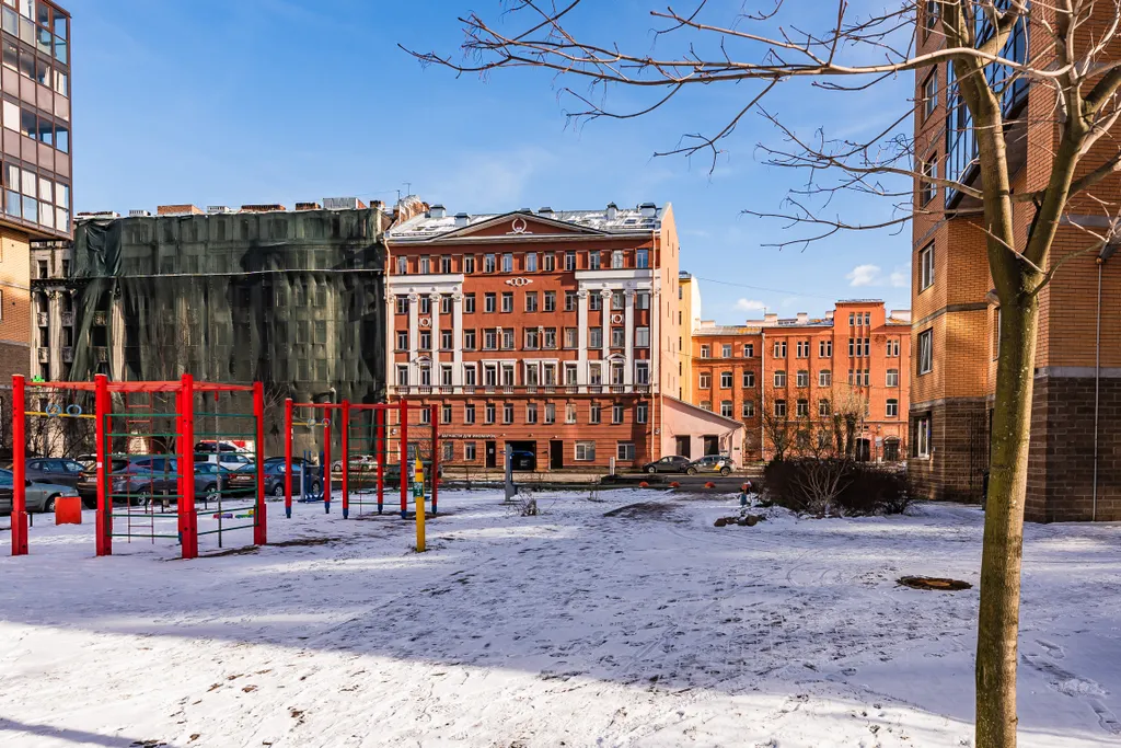 Квартира Уютная, комфортная двухэтажная квартира — Санкт-Петербург