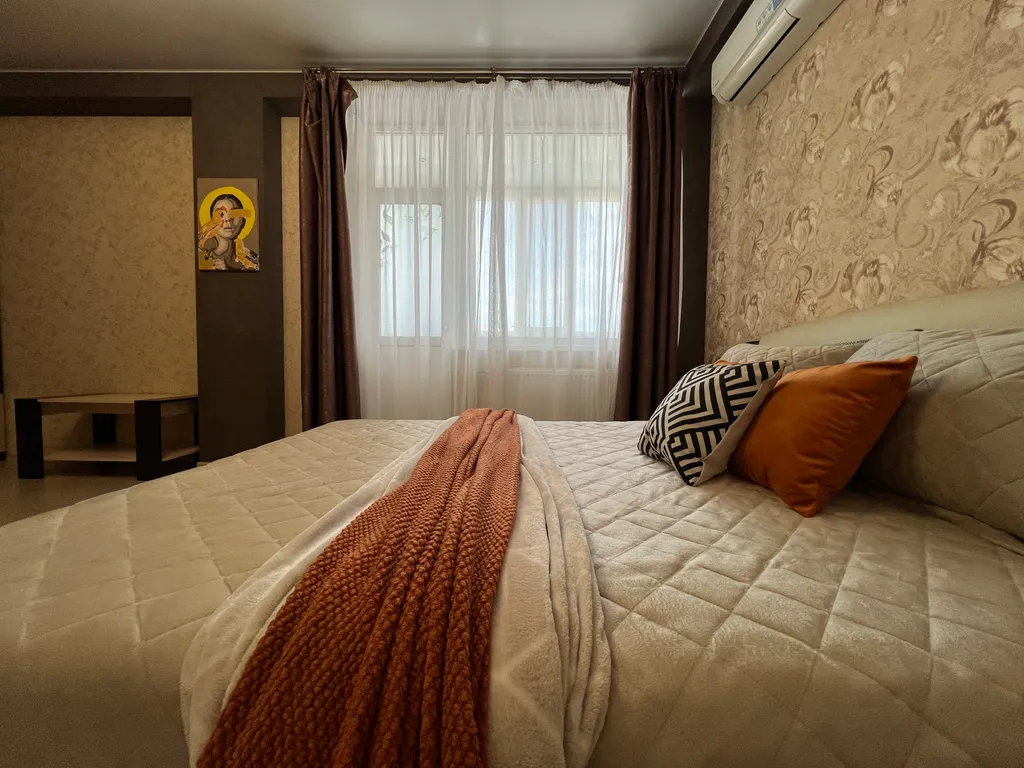 1 к.кв пляж 10 мин рядом Парк Победы Херсонес не берем плату за уборку