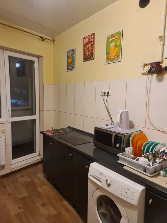 2 комнатная квартира с раздельными комнатами. на ул. Донская 26А