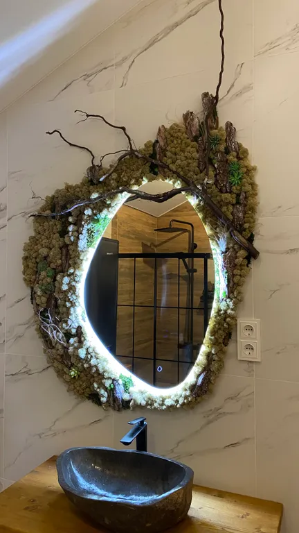 Gray дом в стиле барнхаус с видом на лес