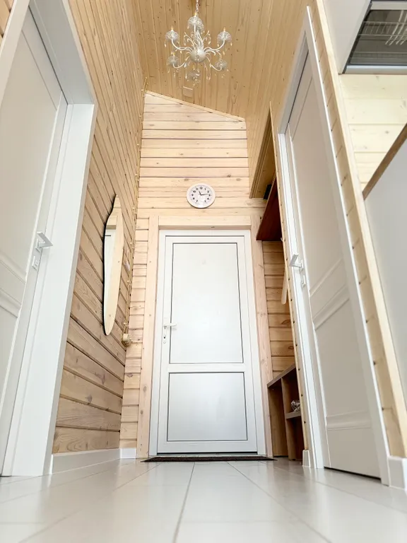 Шале светлый