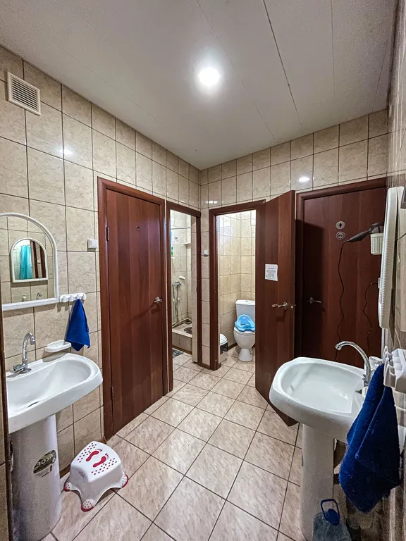 Эконом для троих