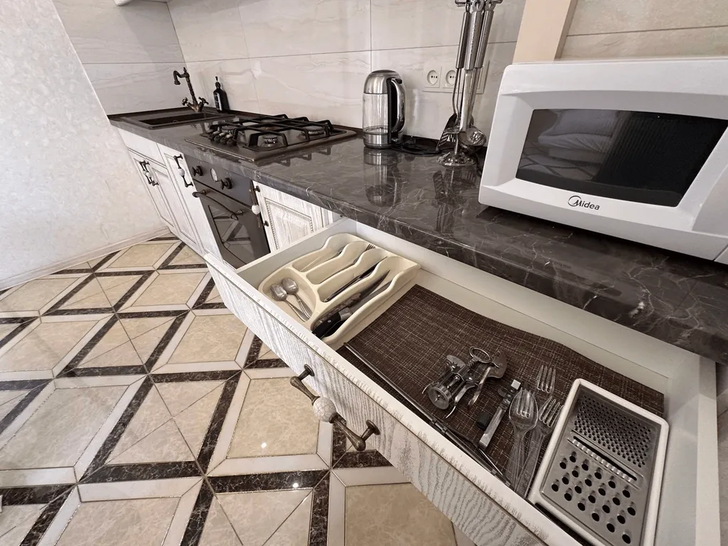 Студия в центре Ялты у моря