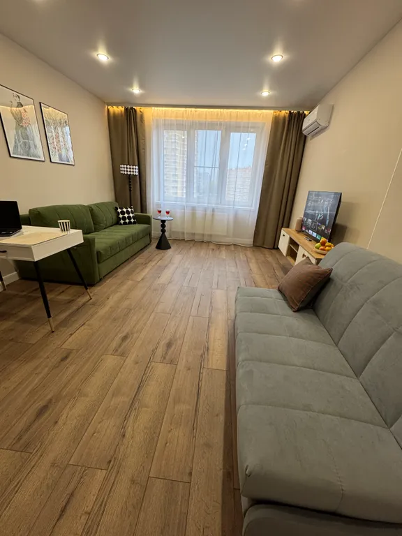 Новая просторная двухкомнатная квартира в новом монолитном доме