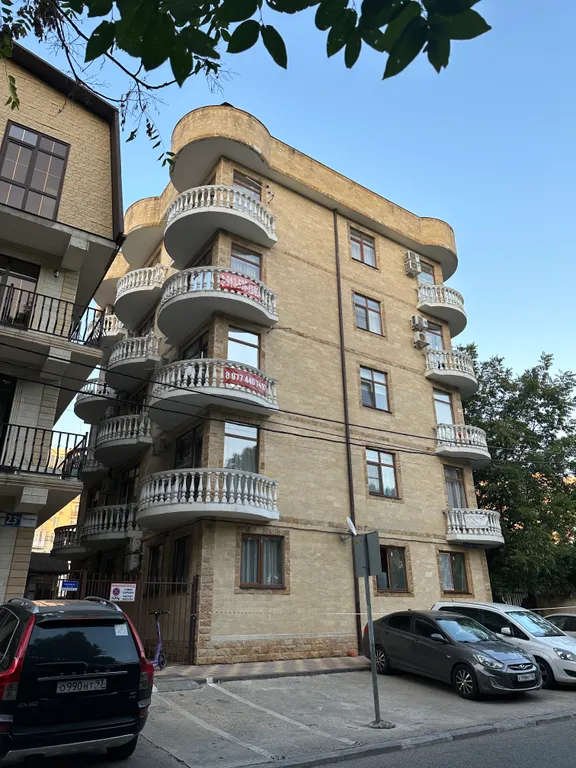 Студия у моря и парка Южные культуры