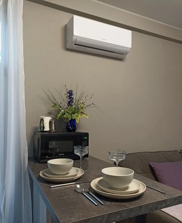 Сиреневая квартира с панорамой на город