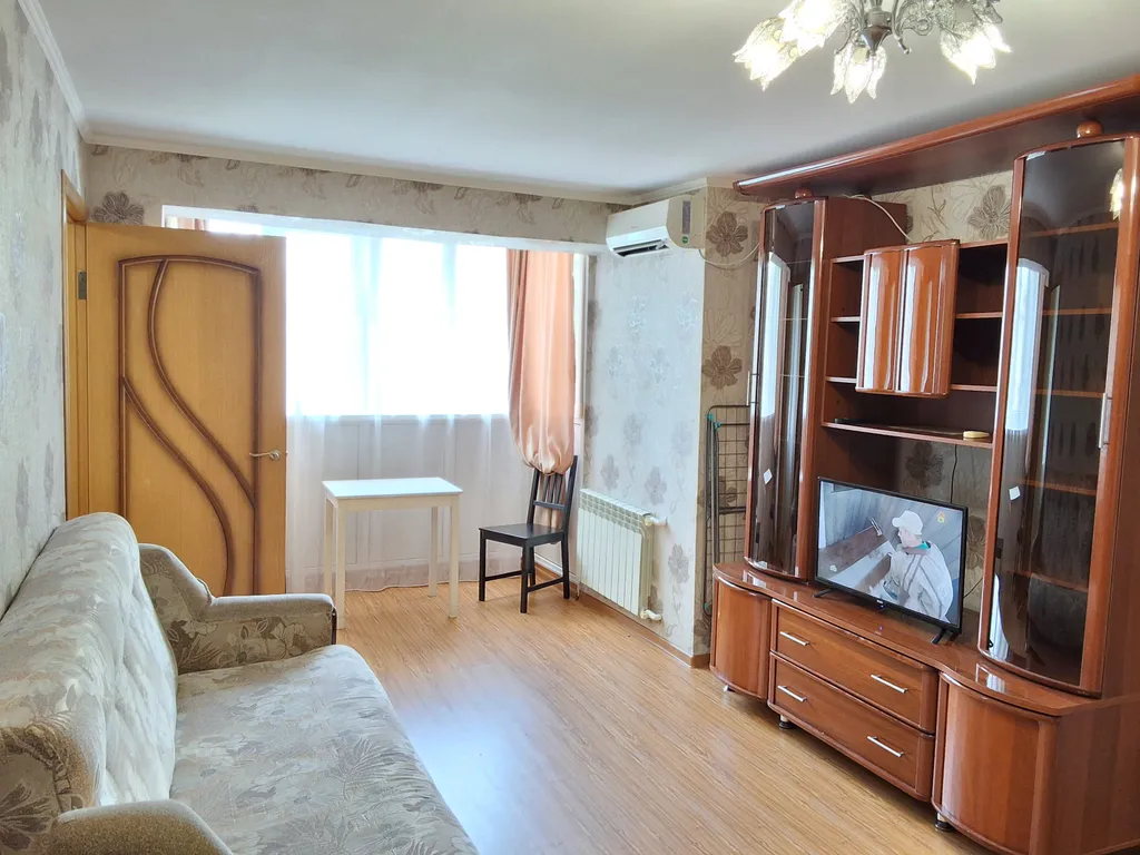 Oтличнaя кваpтиpa