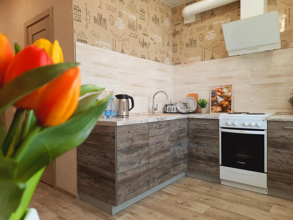 2-комнатная в центре города, рядом УИГА, Академия речи, Глазцентр