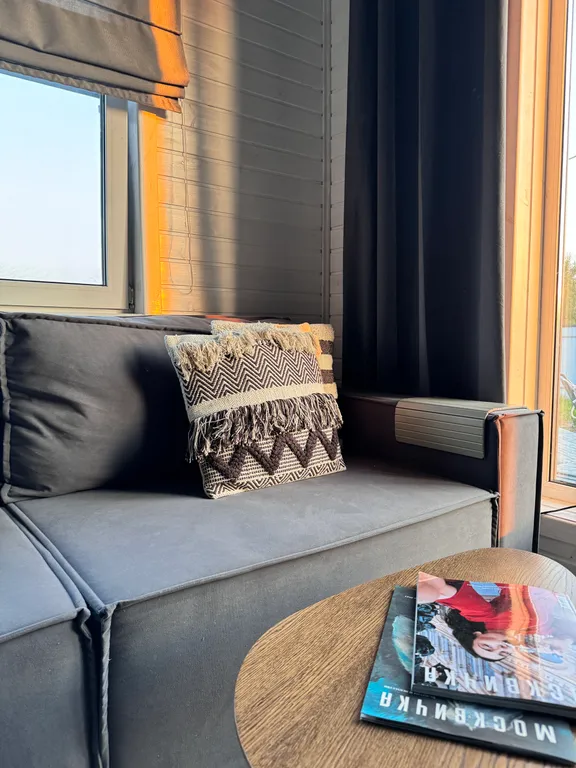 Уютный дом с сауной, в стиле барнхаус, недалеко от реки