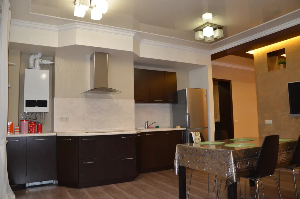 Апартаменты с видом на море, 100 метров до пляжа "Чайка"