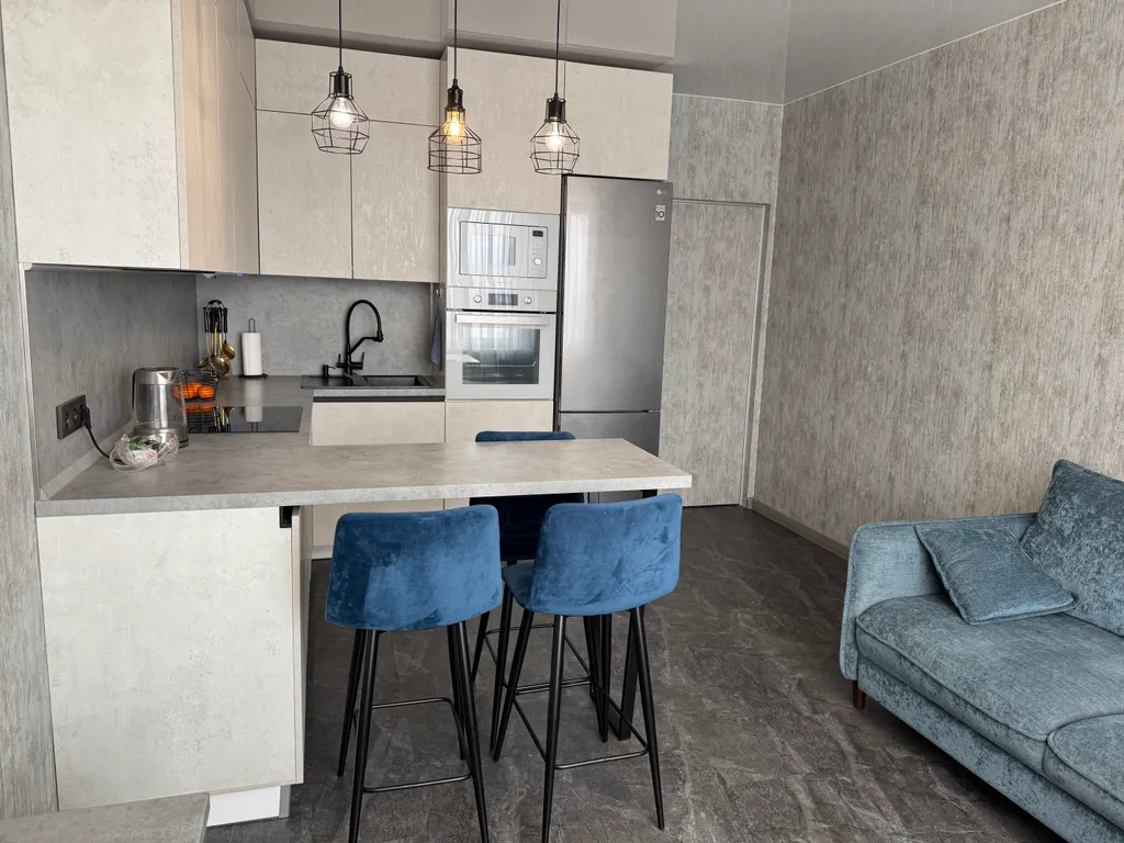 Стильная квартира в новом ЖК, рядом с Горным воздухом