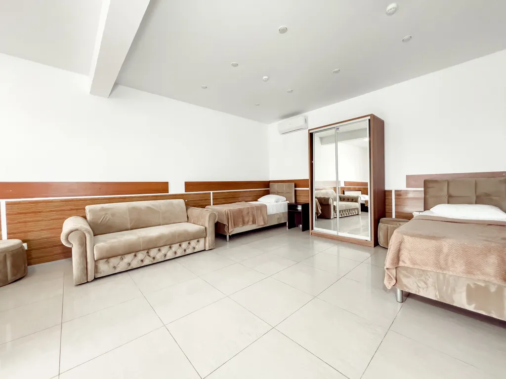 Апартамент в 5 минутах от моря с видом на зеленый парк