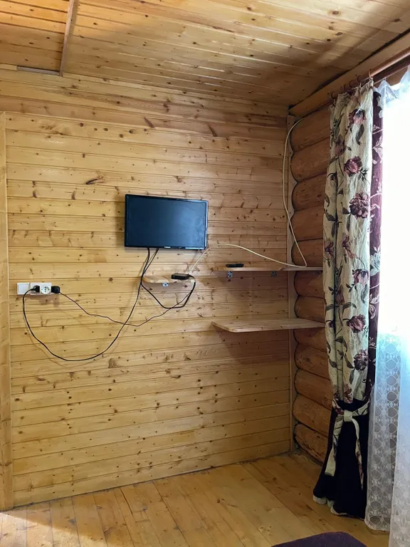 Двухкомнатный домик в 7 мин. от моря в тени деревьев с парковкой (№4)