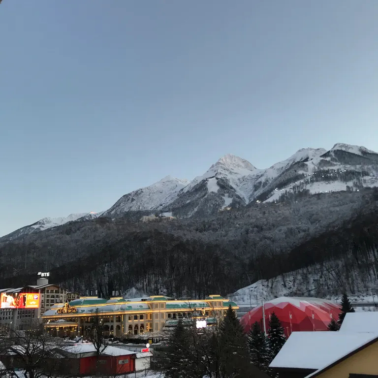 Однокомнатная квартира в центре с видом на горы