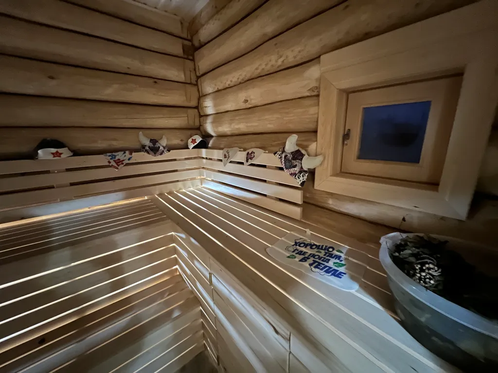 Загородный коттедж из сруба с баней, чаном, купелью и мангальной зоной