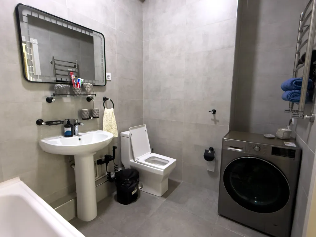 A7 Современная и уютная квартира в центре города в безопасном ЖК