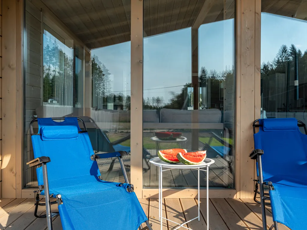 Уютный семейный дом с камином