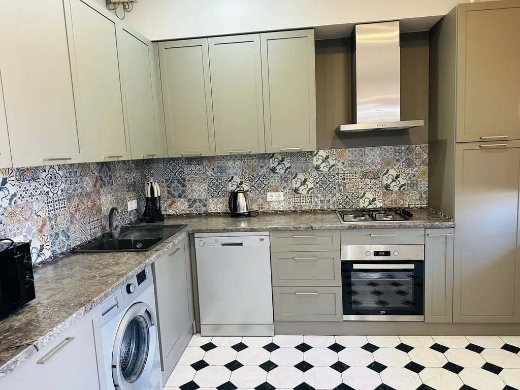 3-комнатная элитная квартира в центре города