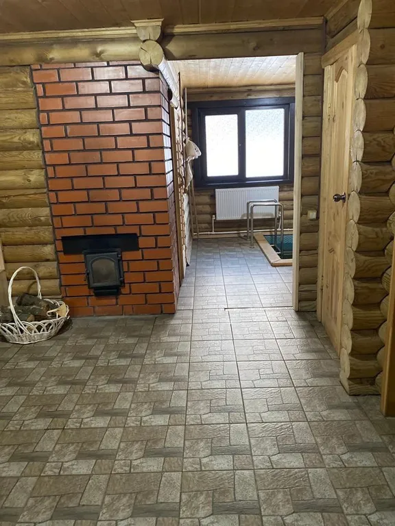 6-комнатный Дом