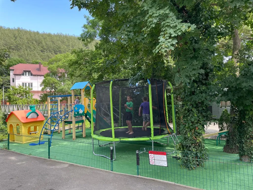 6-комнатный Дом