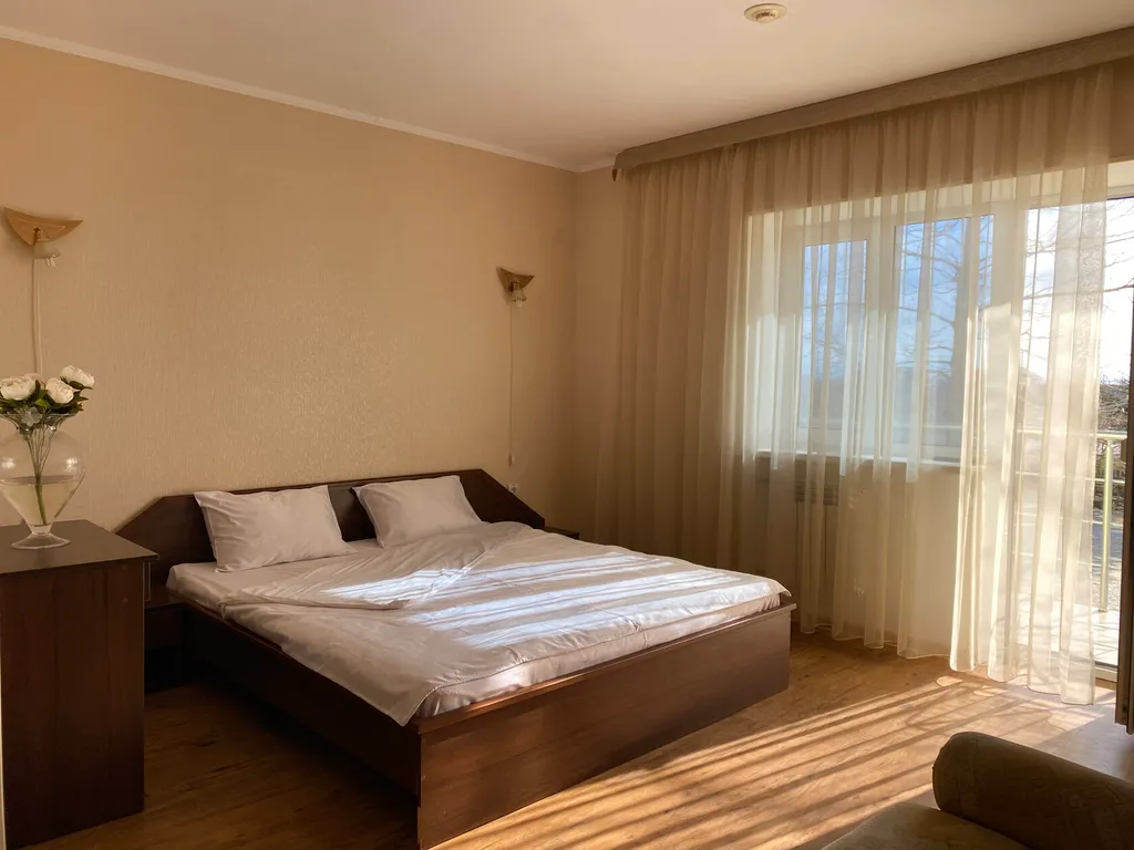 Квартира Комната — аренда посуточно в Семёновка