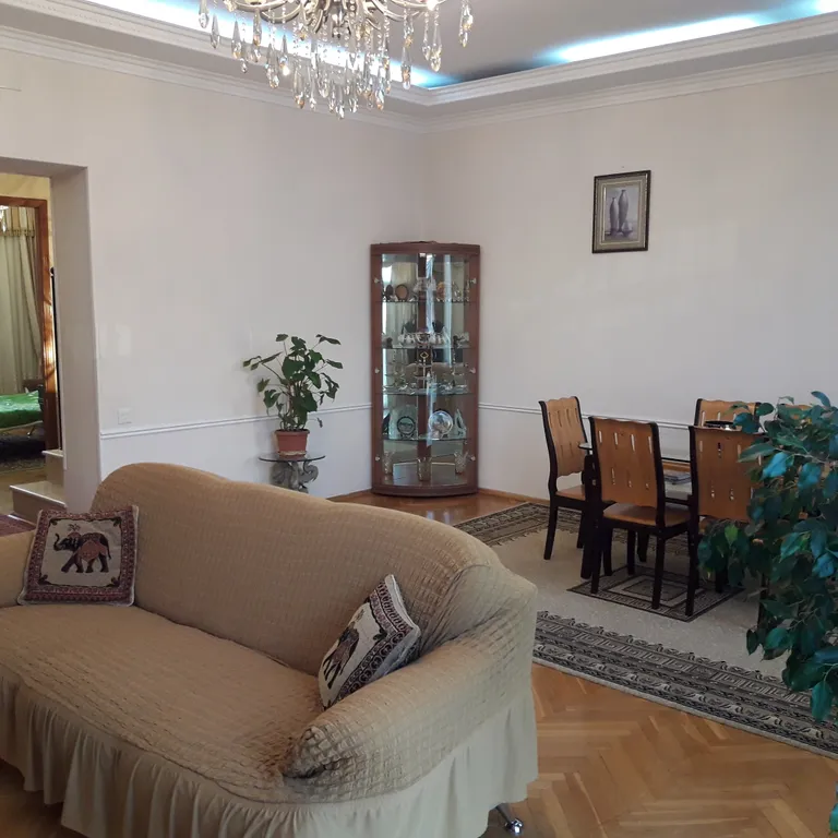 Квартира 3 спальни с видом на море, на Приморский бульвар