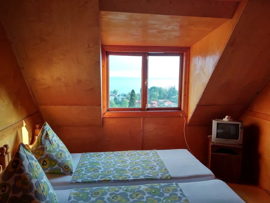 Квартира 2-х местный номер с видом на море — аренда посуточно в Лазаревское